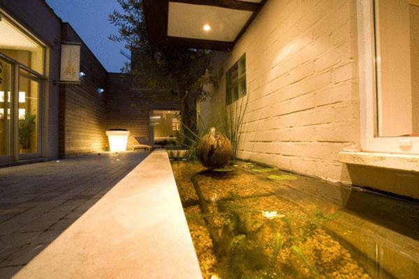 B&B Wellness Yoake Ypres Exterior photo